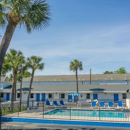 Royal Palms Motel Tybee Island Exterior photo