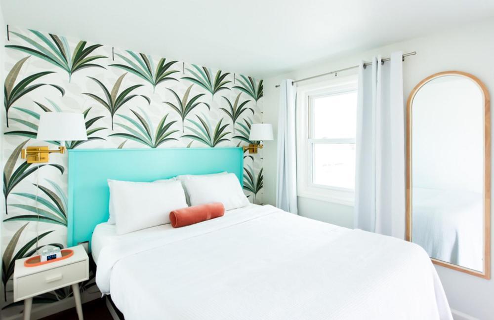 Royal Palms Motel Tybee Island Exterior photo