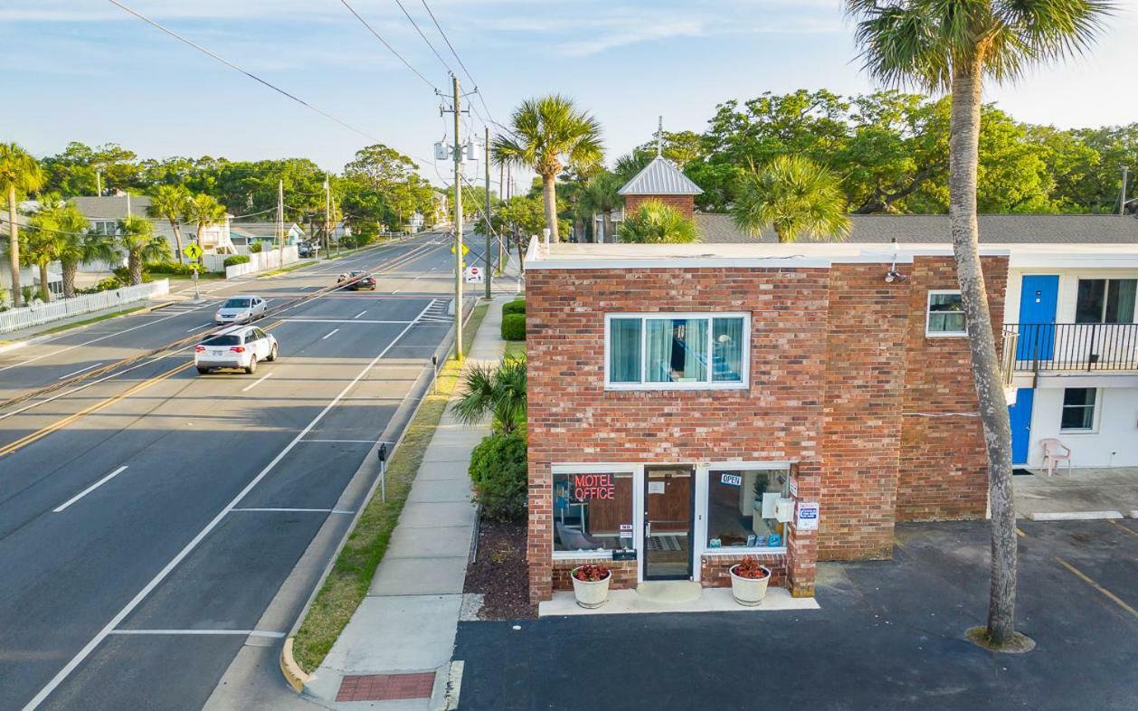 Royal Palms Motel Tybee Island Exterior photo