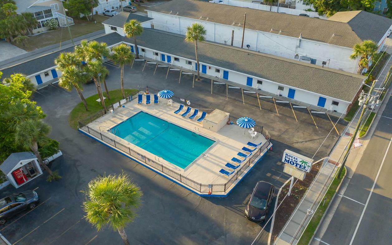 Royal Palms Motel Tybee Island Exterior photo