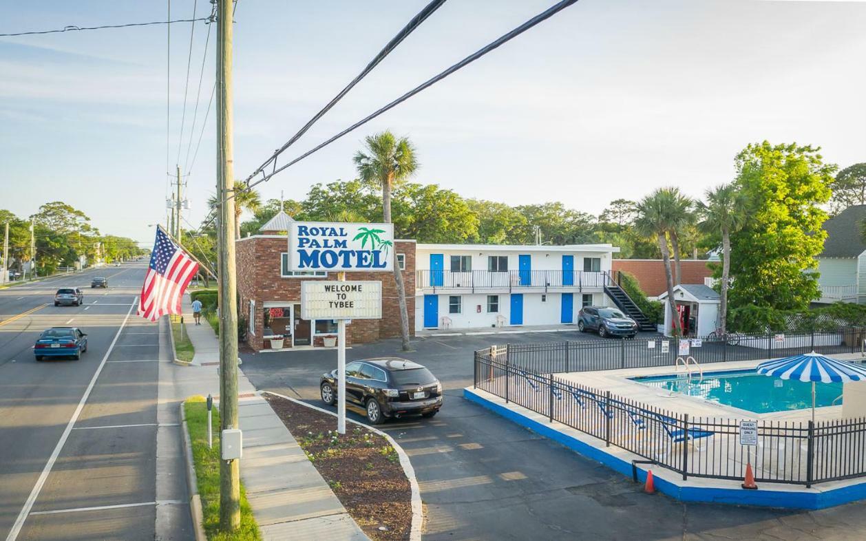 Royal Palms Motel Tybee Island Exterior photo